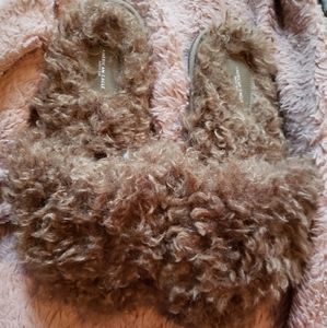 American Eagle Brown Furry Slide Sandals 7/8